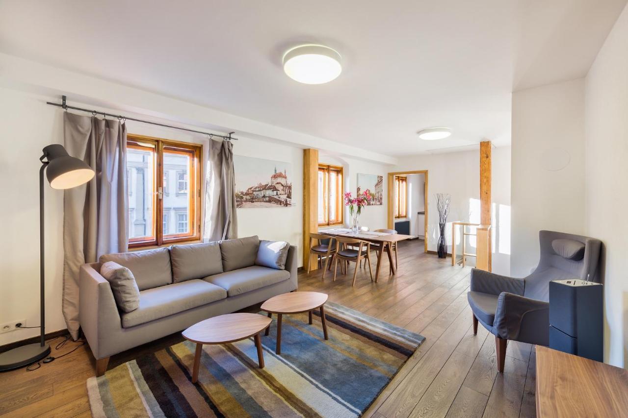 Modern Apartment In A Picturesque 15Th-Century Building Prag Exterior foto